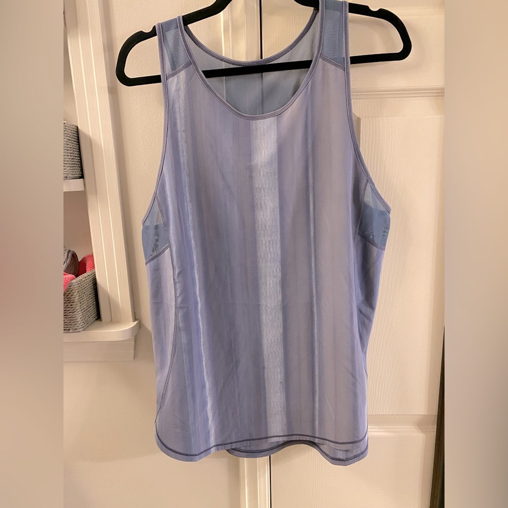 Lululemon tank top size 10
